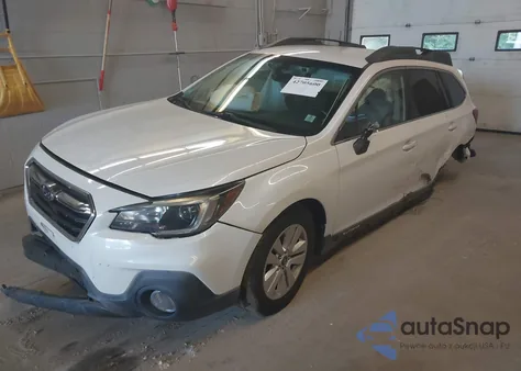 2018 Subaru Outback 2.5I Premium из США, поврежденный, VIN 4S4BSAFC9J3351088